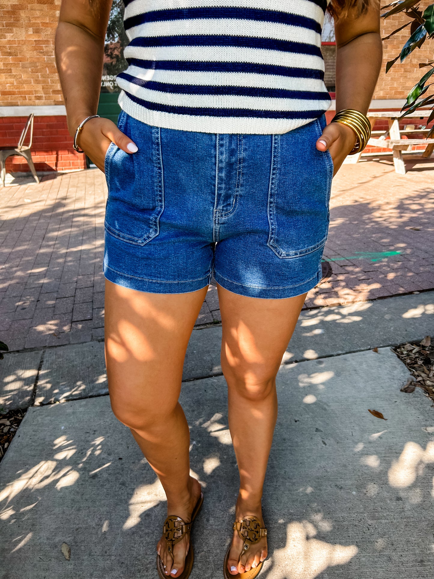 Double Pocket Denim Short
