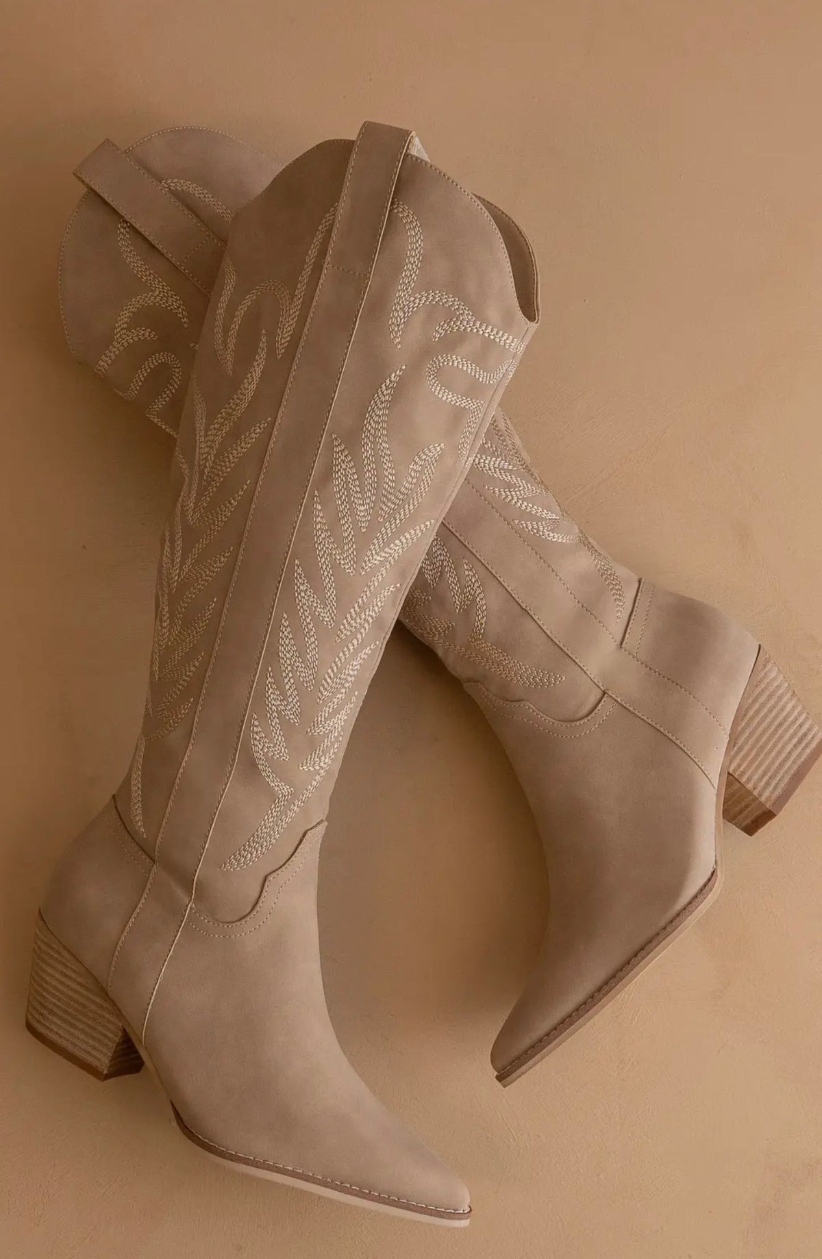 Samara Cedar Wood Boot