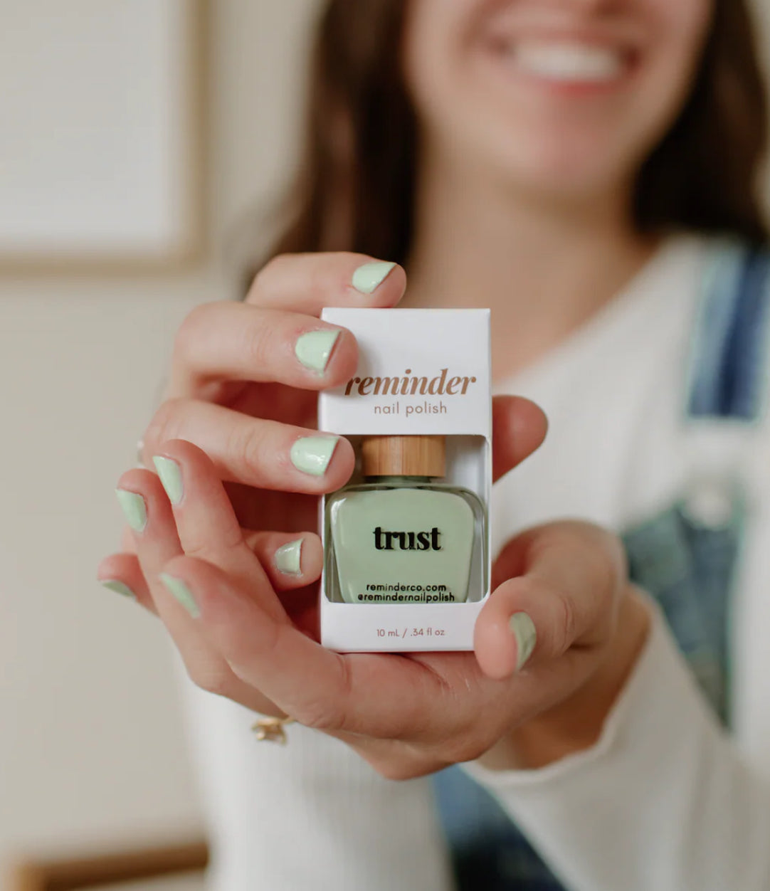 Reminder Nail Polish Trust