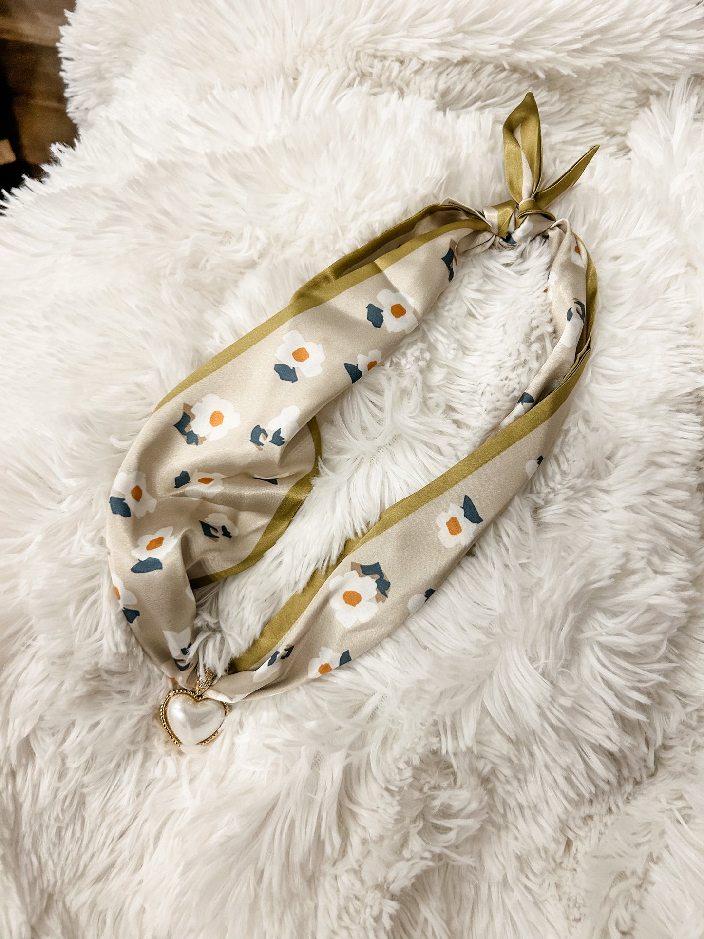 Pearl Heart Charm Scarf Necklace- Lime