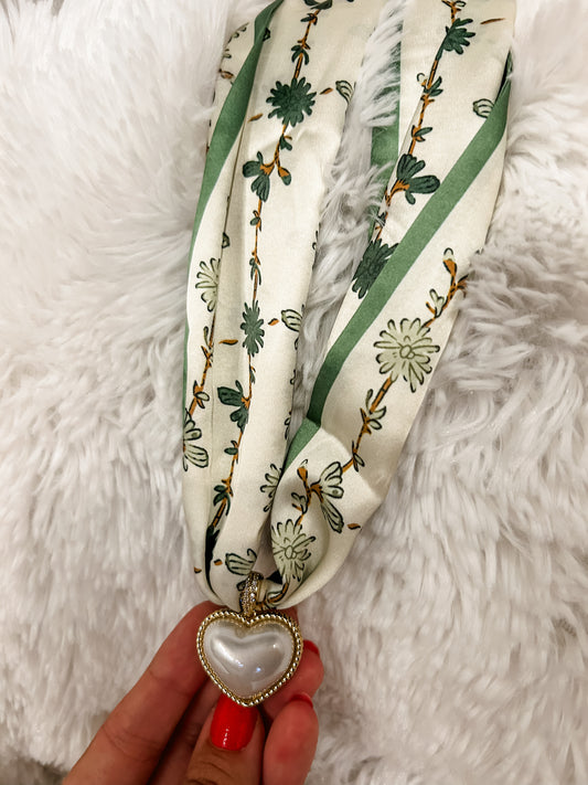 Pearl Heart Charm Scarf Necklace- green vine