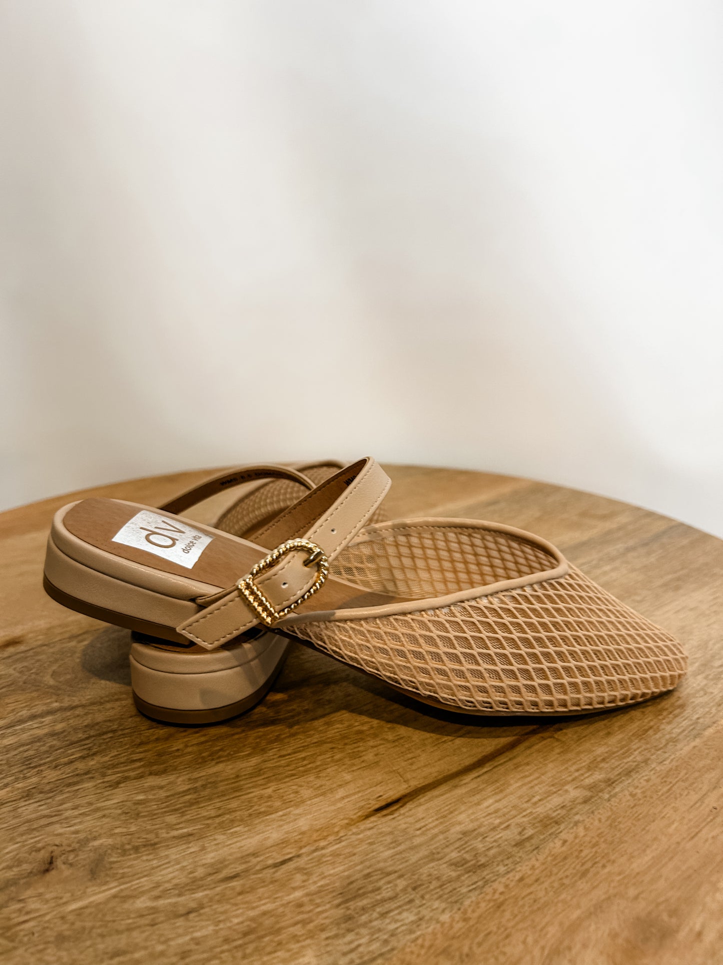 DV Domain Mesh Tan