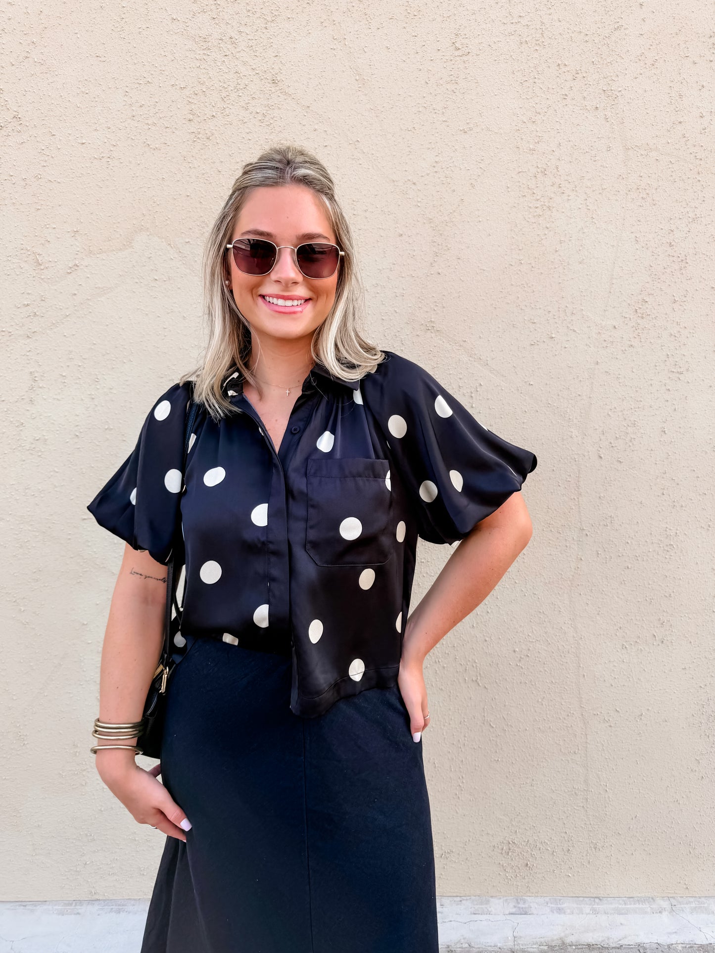 Simple Elegance Top - black