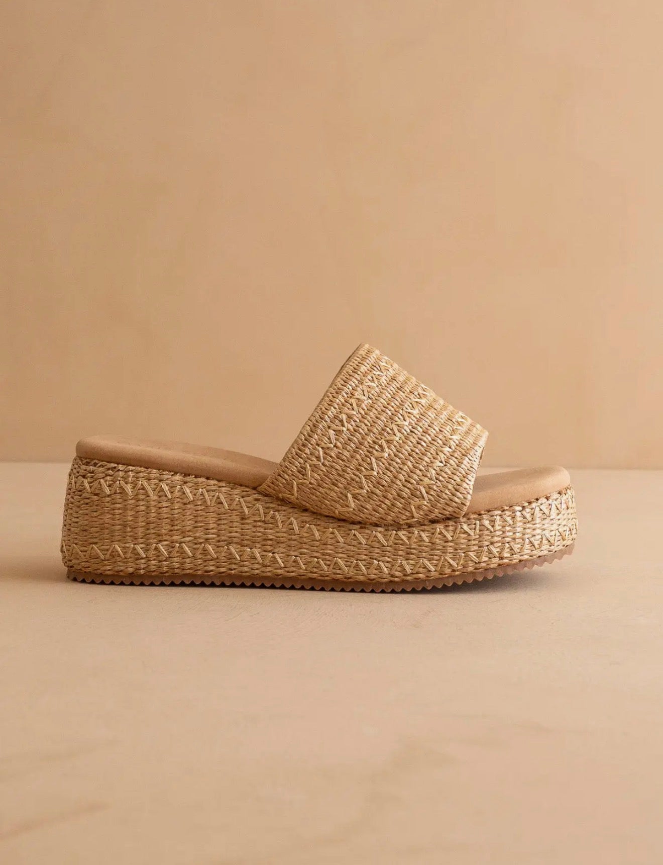 Taniya Toffee Raffia Platform
