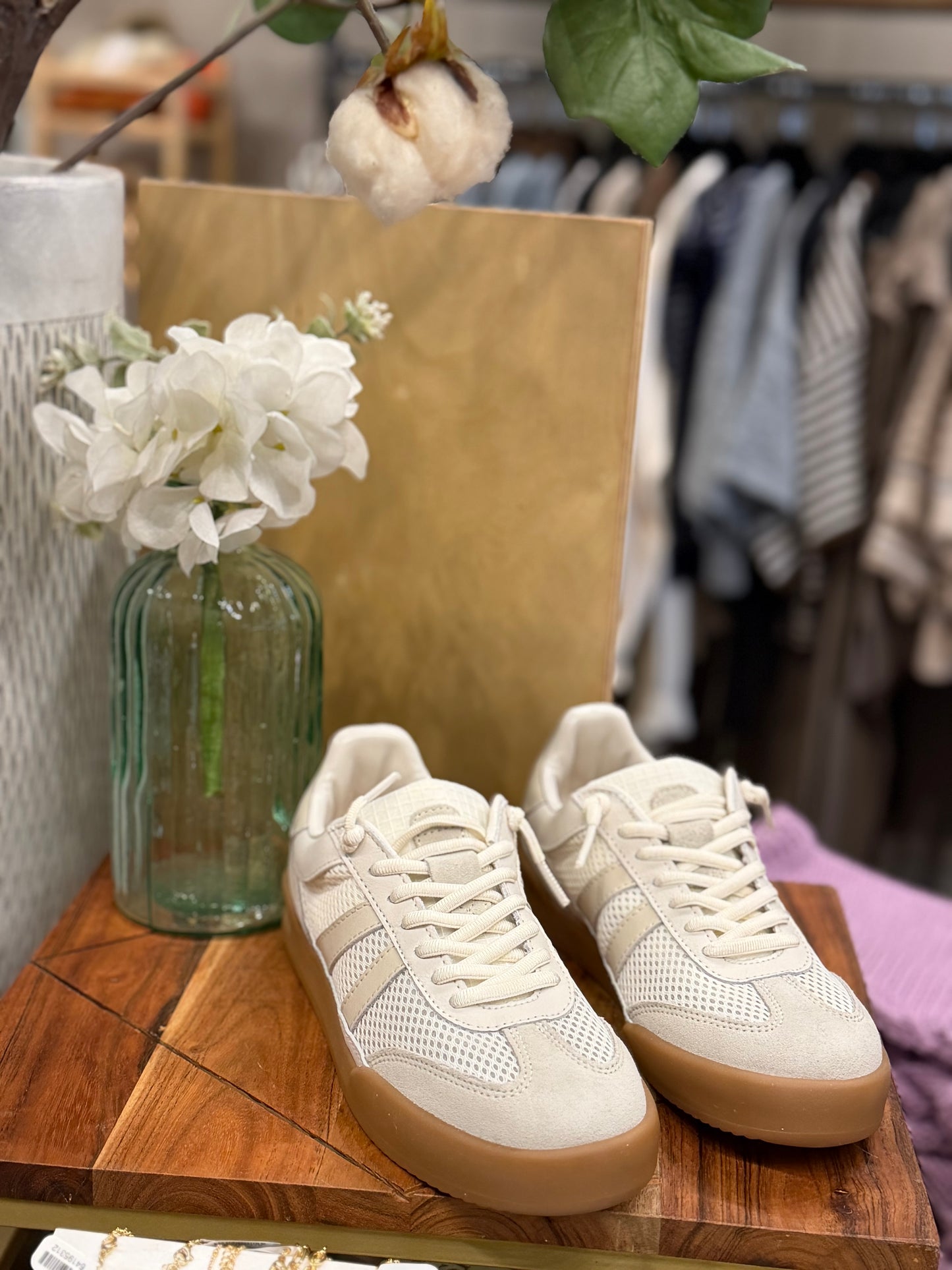Steve Madden Verdict Sneaker