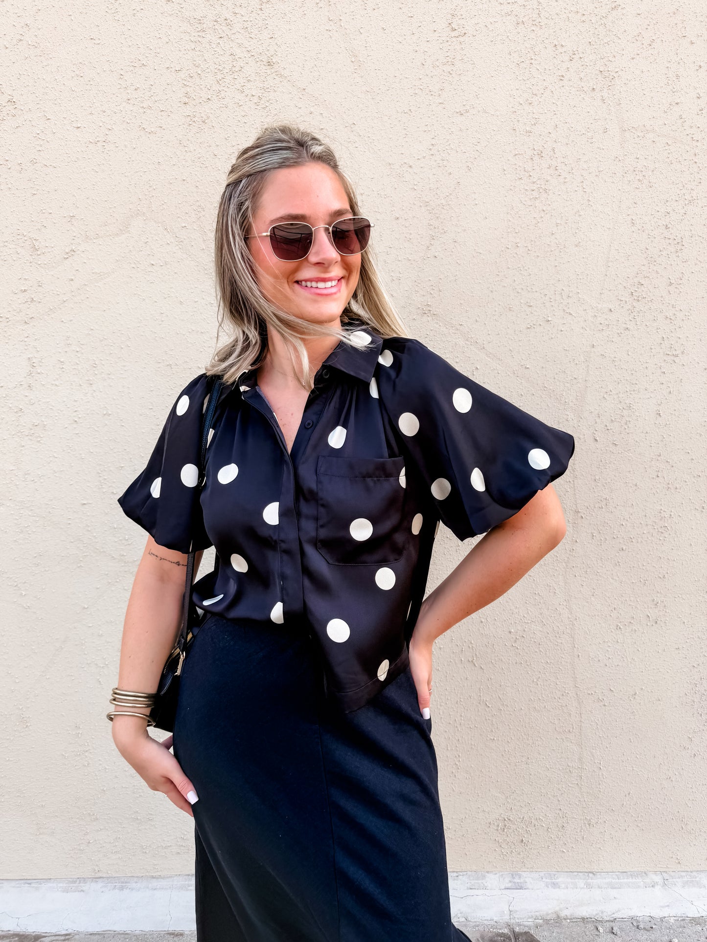 Simple Elegance Top - black