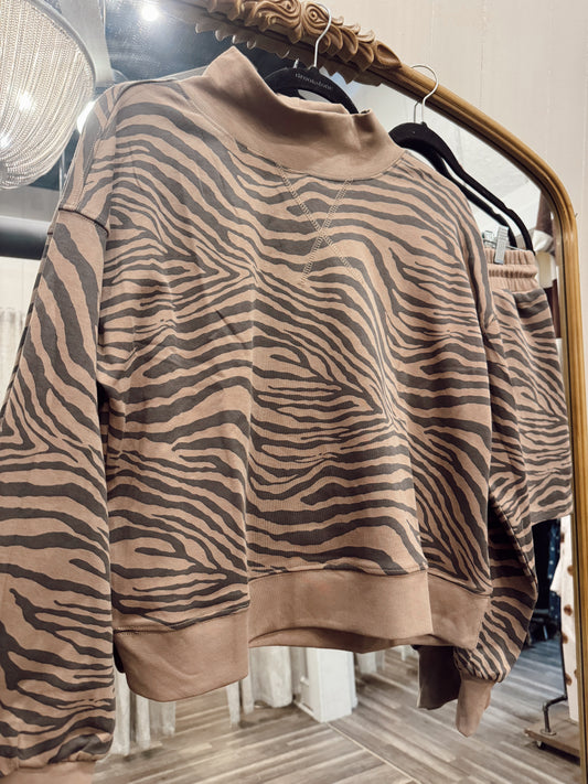 Mocha Leopard Pullover
