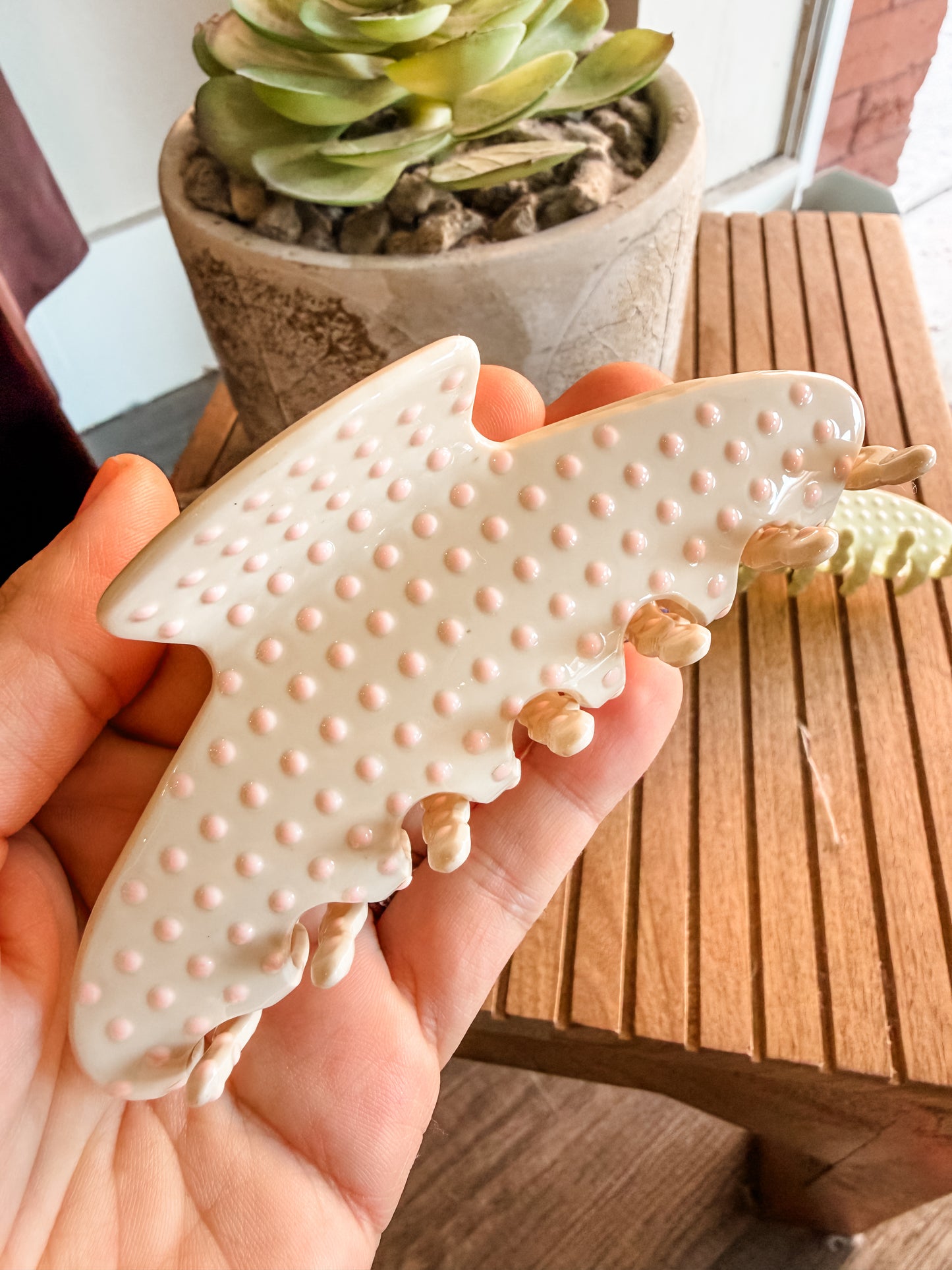 Ivory Polka Dot Clip