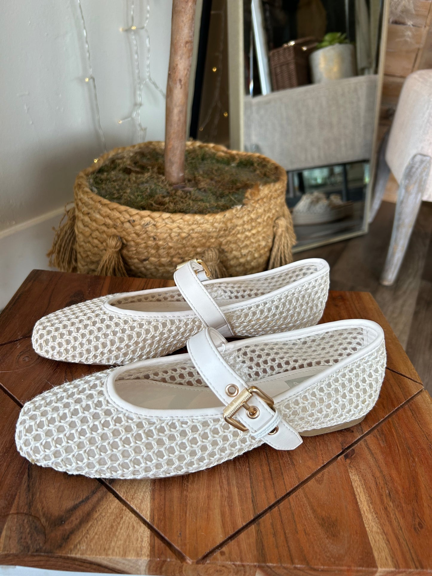 DV Mulaney Mesh Ballet