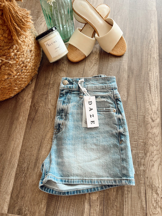 Daze Troublemaker Marina Vintage Short