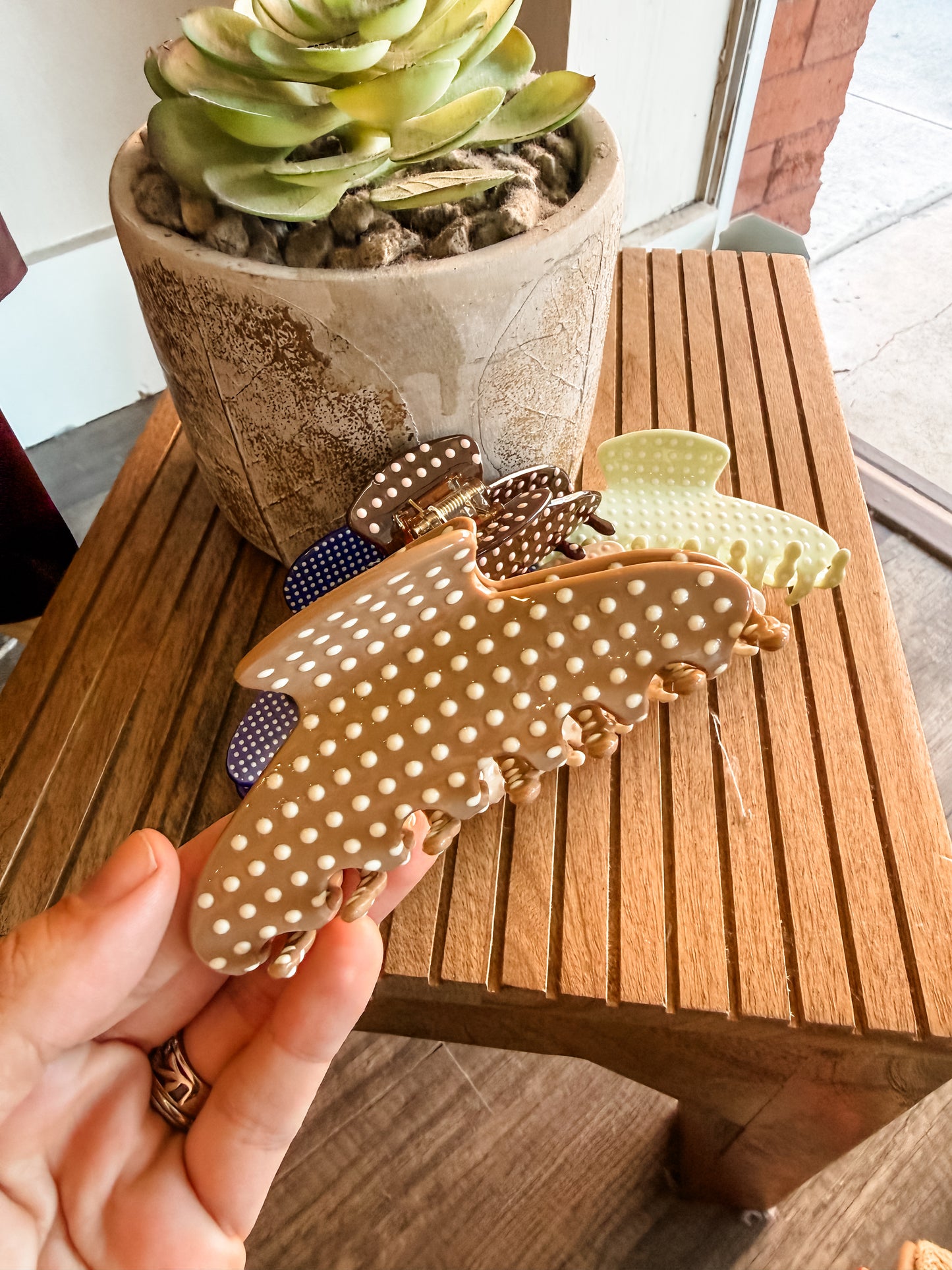 Beige Polka Dot Clip