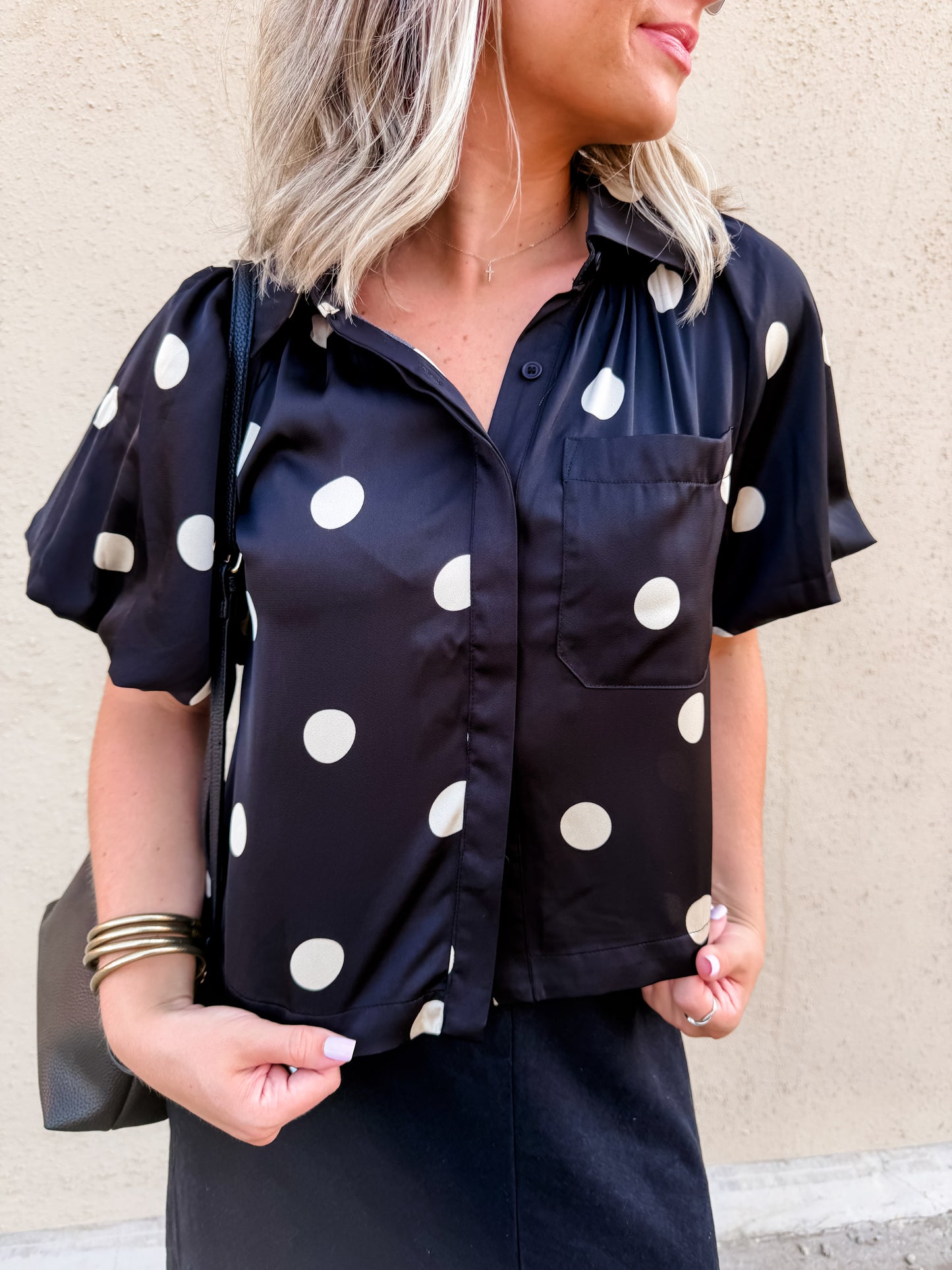 Simple Elegance Top - black